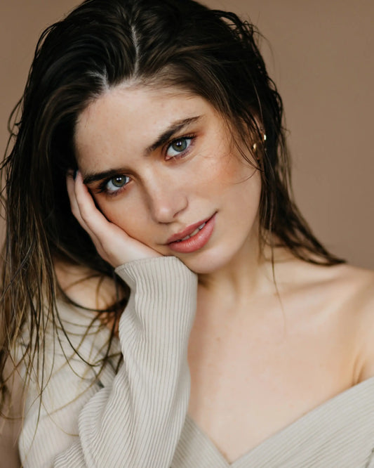 Gesichtsmassagegerät gegen Falten – Wie du deine Haut sichtbar straffen kannst